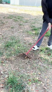 ลาโค่ (คราด) พร้อมด้าม  เหมาะสำหรับการดับไฟเชื้อเพลิงเบา เช่น หญ้า ใบไม้แห้ง ดับไฟป่า (1 ด้าม)