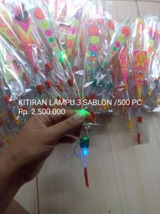 (500 Pcs Mainan Kitiran Lampu 3 Sablon) Kitiran/Meteor/Apollo LED Lampu 3 Sablon Mainan Anak-anak Terbang Malam