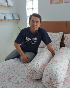 Sprei 180x200 tinggi 30 homemade Premium katun Ada Karet Anti Geser Adem Aesthetic Polos