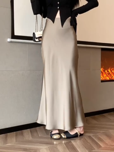Minimalist Long Skirt Ultra-Long Midi Skirt with Draping Effect Luxurious High-End French Satin Skirt