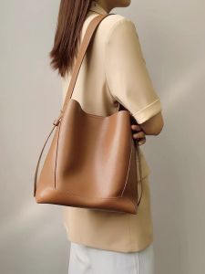 Large Capacity Leather Bucket Bag