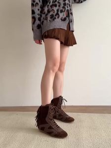 Minnetonka | Retro Brown Leather Tassel Boots