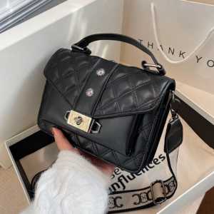 TAS SELEMPANG WANITA IMPORT: Tips dan Trik