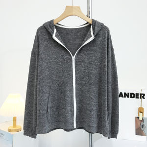 เสื้อคาร์ดิแกนถักมีฮู้ดแบบหลวมๆ สำหรับผู้หญิง ฤดูใบไม้ผลิและฤดูใบไม้ร่วง แจ็คเก็ตแบบสวมหัวแบบบาง ปกโปโล แขนยาว สไตล์สตรีท ลำลอง ป้องกันแสงแดด