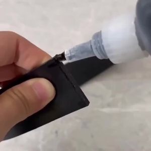 LOOLIFL | 20g black super glue fast-drying cyanoacrylate adhesive suitable for plastic wood metal tires rubber footwear liquid high-strength repair sealant 1-9 piece pack