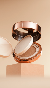 O.TWO.O 2 TRONG 1 kem nền-đệm Độ che phủ lâu dài có thể xây dựng Không thấm nước cả ngày Phấn & Kem nền Trang điểm mặt