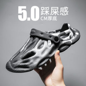 รองเท้ามีรูรูปมะพร้าวรองเท้าแตะหัวปิดให้ความรู้สึกอึใส่ออกข้างนอกฤดูร้อนสำหรับผู้ชายรองเท้าแตะชายหาดกีฬากันลื่นใส่กลางแจ้งฤดูร้อนสำหรับผู้ชาย