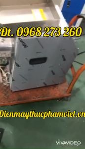 Máy xay sâm khô sâm hàn Nghiền tam thất. lá cây cành cây