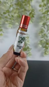 Hua San Eucalyptus Essential Oil (Roll-On) / Pure Eucalyptus Essential Oil