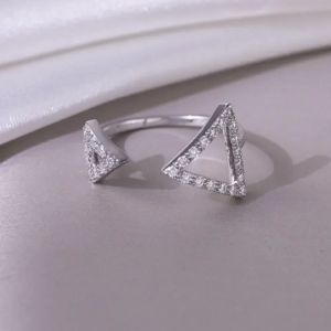 LinkerLove Triangle Open Ring Moissanite Wedding Band for Women S925 Sterling Silver Diamond Ring Party Trendy Jewelry Gifts