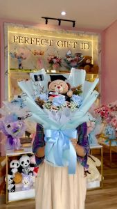 Buket Bunga Artificial: Pilihan Hadiah Graduation yang Tepat