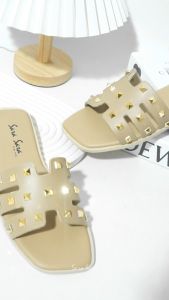 Sara Sara PYRAMID Sandal Selop Flat Gold Pyramid Emas Anti Slip Sendal Cewek Casual Trendy Edition