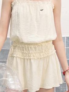 Unifree | Beige Spaghetti Strap Loose Flared Hem Elegant Waist-Cinching Layered Dress