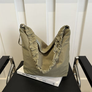 Artistic Canvas Tote Bag Womens Spring Summer Large Capacity Dumpling Bag Fashionable Bucket Bag for Class Versatile Shoulder Bag