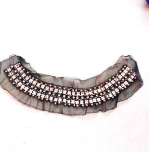 Cổ kết cườm trang trí may lên áo