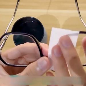 50PCS Glasses Wipe Paper Lens Wipe Tissue Disposable Glasses Cloth Phone Screen Cleaner Lap Eyeglasses Anti Fog Wet Wipe