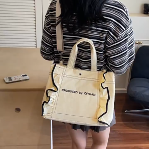 Túi xách nữ phong cách dễ thương BEE GEE TN9099