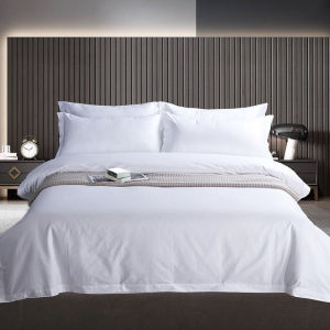 White Hotel Bedding Set Four-Piece
