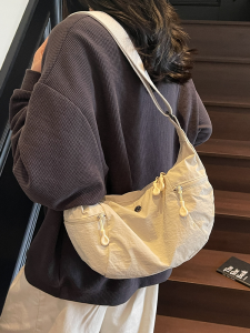 Large Capacity Dumpling Shape Shoulder Bag for Women 2025 New Style Casual Versatile Commuter Bag Soft Polyester Lining