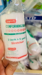 (1ม้วน) LONGMED CONFORMING BANDAGE ลองเมด ผ้ายืดพันแผล ผ้าก๊อซม้วน ขนาด 2/3/4/6 นิ้ว สินค้าคุณภาพดี