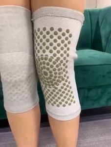 Sarung Lutut Berhaba Herbal Self heat Knee Protector Pad Pain Relief Support Massage Sakit Kaki Ubat Orang Tua Tongkat 艾草