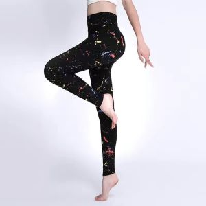 กางเกงโยคะเอวสูงพิมพ์ลายยืดหยุ่นสูง กางเกงขายาวทรงเข้ารูปสำหรับออกกำลังกาย กางเกงขายาวลำลองสำหรับผู้หญิง ฤดูใบไม้ร่วง 2022 โพลีเอสเตอร์ใหม่และยางยืด