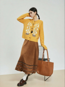 XIAODADEHUA | Bellflower Pattern Knitted Round Neck Cardigan