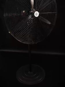 Triangle | Silent High-Power Floor Fan