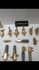 JNSUR Dental Chair Water Valve Switch 3&4 Nozzles Square Pressure Regulator Connector Dental Unit Parts Dentistry Accessories 