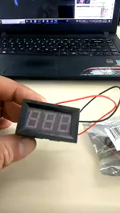 0.56 Mini LED Digital Voltmeter DC 2.5V-40V Digital Voltmeter Voltage Panel Meter Red/Blue/Green