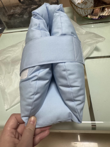 Băng Bó Chân Giường Khí Phồng Chống Trượt Cho Người Cao Tuổi Đệm Bảo Vệ Gót Chân Phụ Kiện Chăm Sóc Vết Thương Cho Người Già