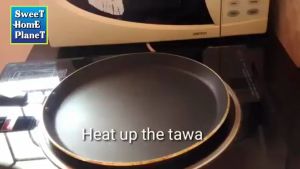 MAHENDRAA Non-Stick Dosa Tawa 28cm Induction Base 3mm Thick Thosai Chapati Pan Oil Free Cooking Gas & Induction Stove Compatible