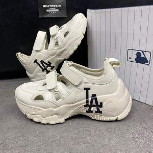 CHÍNH HÃNG - GIÀY SANDAL MLB BIG BALL MASK NEW YORK YANKEES - 3ASDCH133