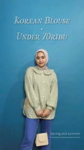 VITA BLOUSE - ATASAN WANITA TERMURAH BAJU/PAKAIAN REMAJA KEKINIAN - BLOUSE LENGAN PANJANG MOTIF KOTAK OUTFIT KOREA STYLE - OOTD LUCU TERBARU - FULL KANCING DEPAN BUSUI FRIENDLY KERAH RUFFLE VARIASI RENDA BESTSELLER - AERA SHIRT BLOUSE BISA COD