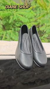 New Womens Black Shoes Fashionable Non-Slip Student Black 5cm Rubber Waterproof Office Work Shoes Slip-on Work Shoes 085523
