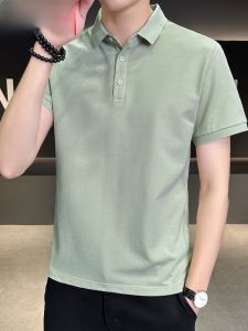 HENGYUANXIANG | เสื้อยืดคอกลมแขนสั้นผู้ชาย ทรงหลวม ระบายอากาศได้ดี ผ้าผสมคอตตอนโพลีเอสเตอร์ ทรงปกติ ฤดูร้อน 2025 เสื้อโปโลแขนสั้น