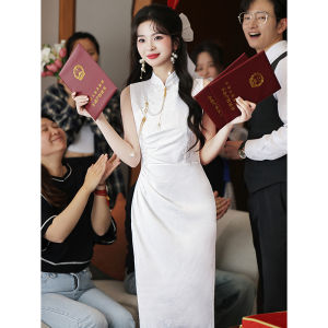 White Sleeveless Cheongsam Engagement Evening Dress Womens High-End Sensation Morning Robe Summer Certificate Registration Dress