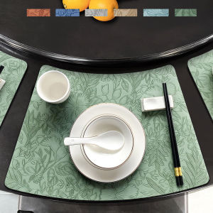 Faux Leather Placemat Resveral Heat Insulation Stain Resistant Non-Slip Table Mats for Round Table Dining Washable Wipe Clean Fan Shaped Table Mats Non Slip Waterproof Oil Proof Washable