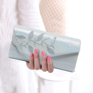 กระเป๋าถือผ้าไหมปักลายแฟชั่นเกาหลี กระเป๋าถือโซ่สำหรับผู้หญิง ชุดราตรี กระเป๋าถือชุดกี่เพ้า กระเป๋าถือชุดราตรียาว กระเป๋าถือขนาดเล็ก