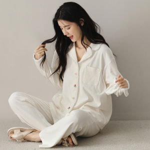 Bộ đồ ngủ nữ MiiOW làm bằng vải cotton dài tay họa tiết hoa