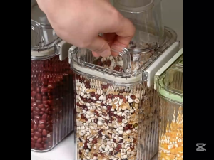 กระบอกเก็บของ โหลจัดเก็บสุญญากาศ เก็บข้าว ชา กาแฟ ขนาด 1300 ml พร้อมถ้วยตวง