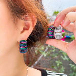 ชุบเงินสีดำสุดประณีต Punk Punk Hoop หลากสี AAA CZ Zirconia หินคริสตัล สำหรับผู้หญิง SE751 บาร์ไนท์คลับ