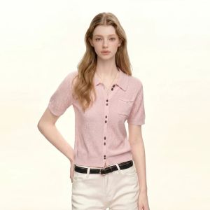 Gentle Knit Short Sleeve Cardigan for Daily Commute and Mix-and-Match Wear
