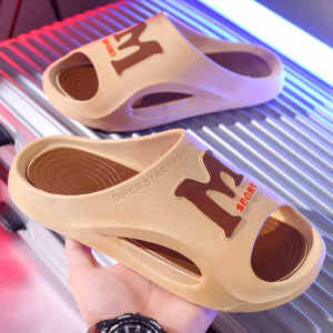 Mens Summer Outdoor Slip-On Slippers Thick Bottom Bathroom Anti-Slip Comfortable Home Indoor Slippers Trendy Korean Style PVC Material