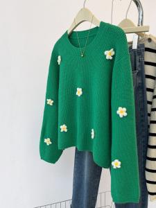 Christmas Green 3D Flower Sweater Womens Autumn Winter Loose Short Knitted Top Overhead Thick Warm Fashionable Inner Wear
