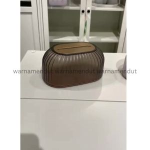Kotak Lap Tisu Plastik Transparan Berwarna Mudah Dipakai 22x13x10cm WMO IF5900