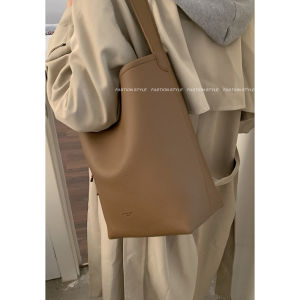 Retro Womens Large Capacity Bucket Bag Fashionable Shoulder Tote Bag Versatile Single Strap Magnetic Buckle Closure Handbag