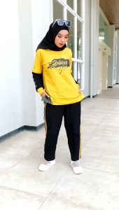 Aura Set - Setelan Baju Olahraga Training Wanita - One Set Senam Yoga Sepeda