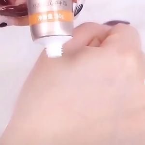 Krim Tangan Minyak Kuda / Krim Tangan Keriput / Krim Tangan Pemutih Cream