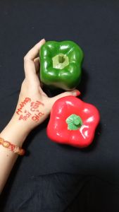 1 Trái ớt chuông giả - trái cây giả - TUYET XUAN SHOP